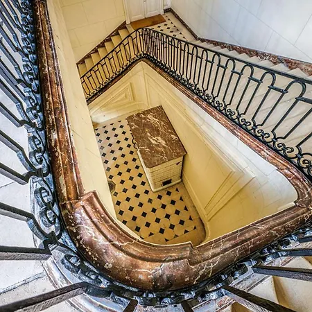 Le Carme De Paris